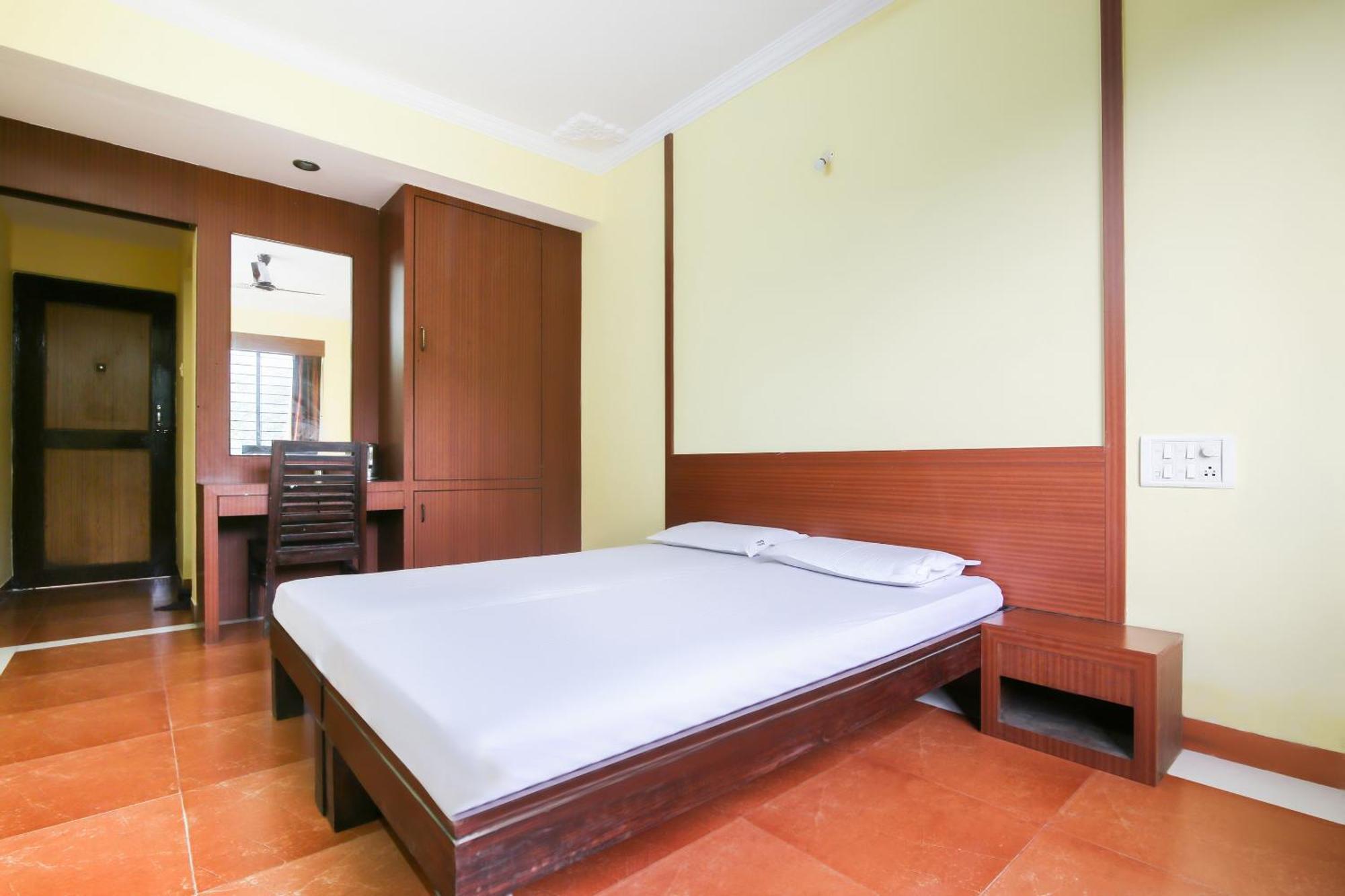 Hotel O Raviraj Classic Cana Exterior foto